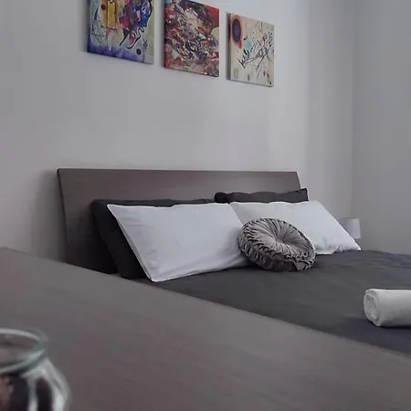 Apartment Repaci Apartment,rende
